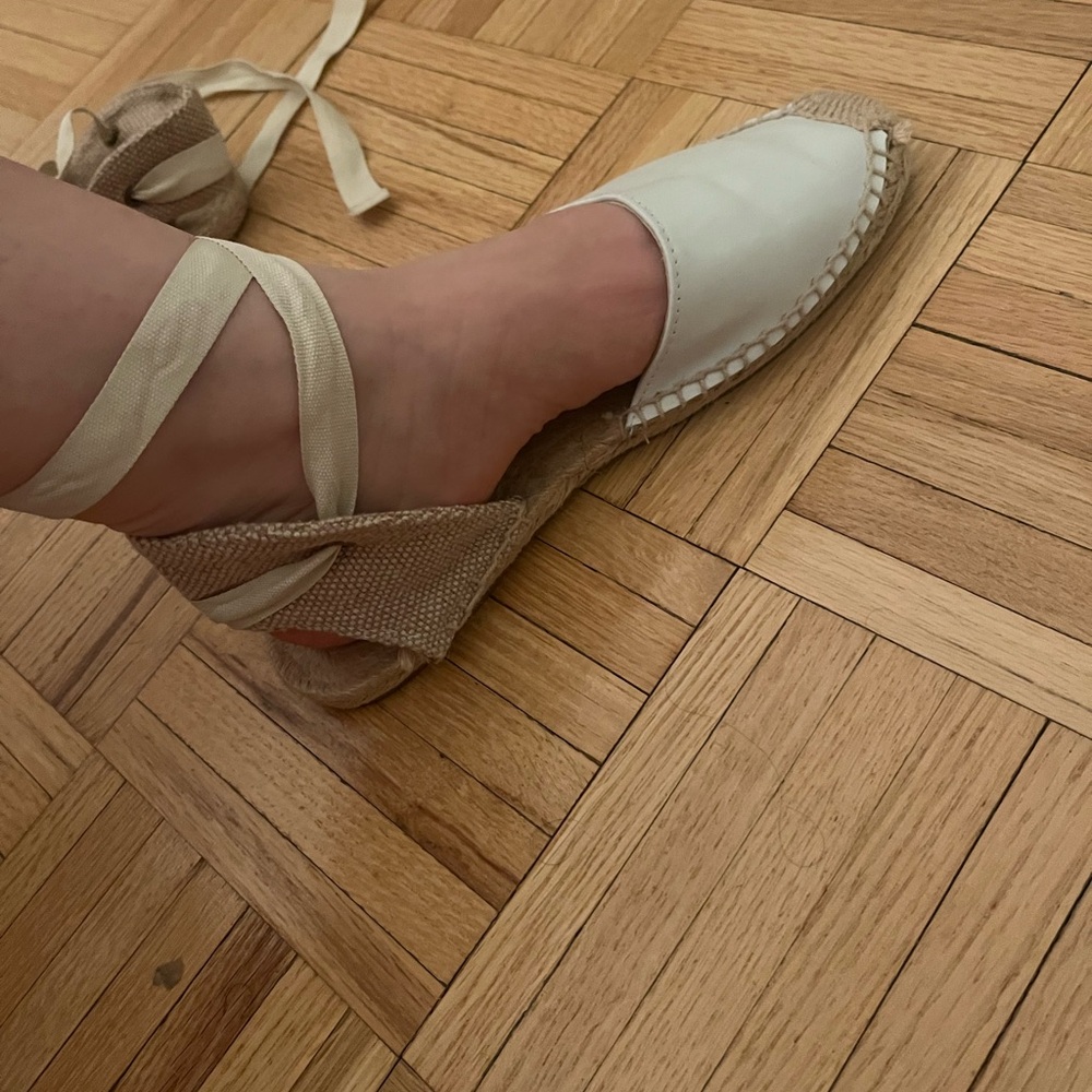 Soludos Beige Espadrille Flats with Ankle Ties
